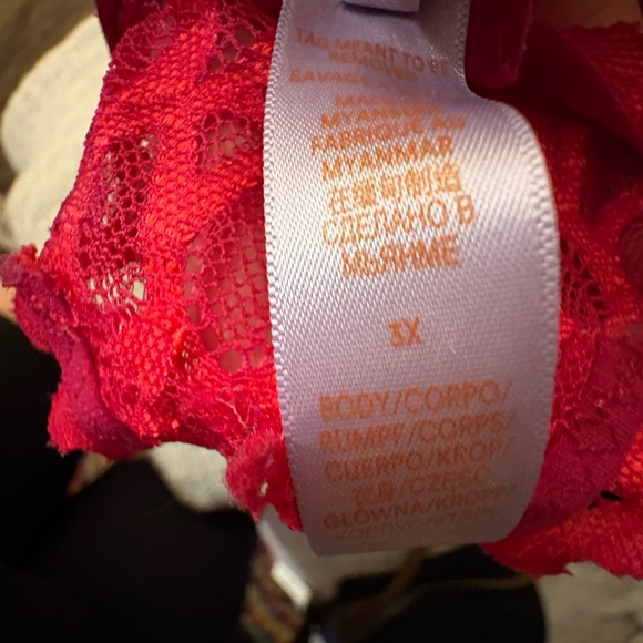 SavageXFenty 44D Bra & 3 X Thong Set. Elegant Pink Lace Lingerie Set - Picture 8 of 8